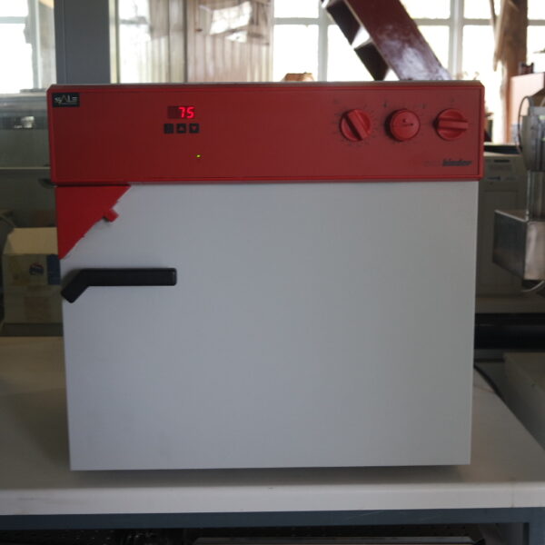 Our offered used drying oven WTC Binder FD53 makes it possible to apply a great range in temperatures. Temperature up to 300 degrees Celsius. Now €450