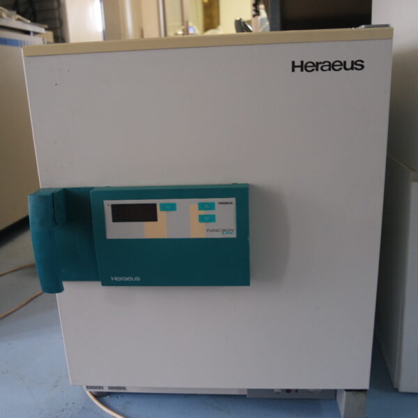 Used laboratory oven, Heraeus functionline T6