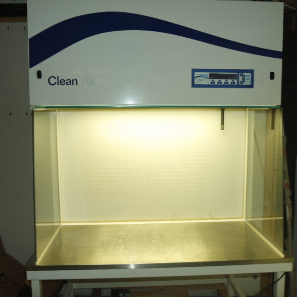 Used CLF Clean Air Flow kastTweedehandse CLF Clean Air Flow kast