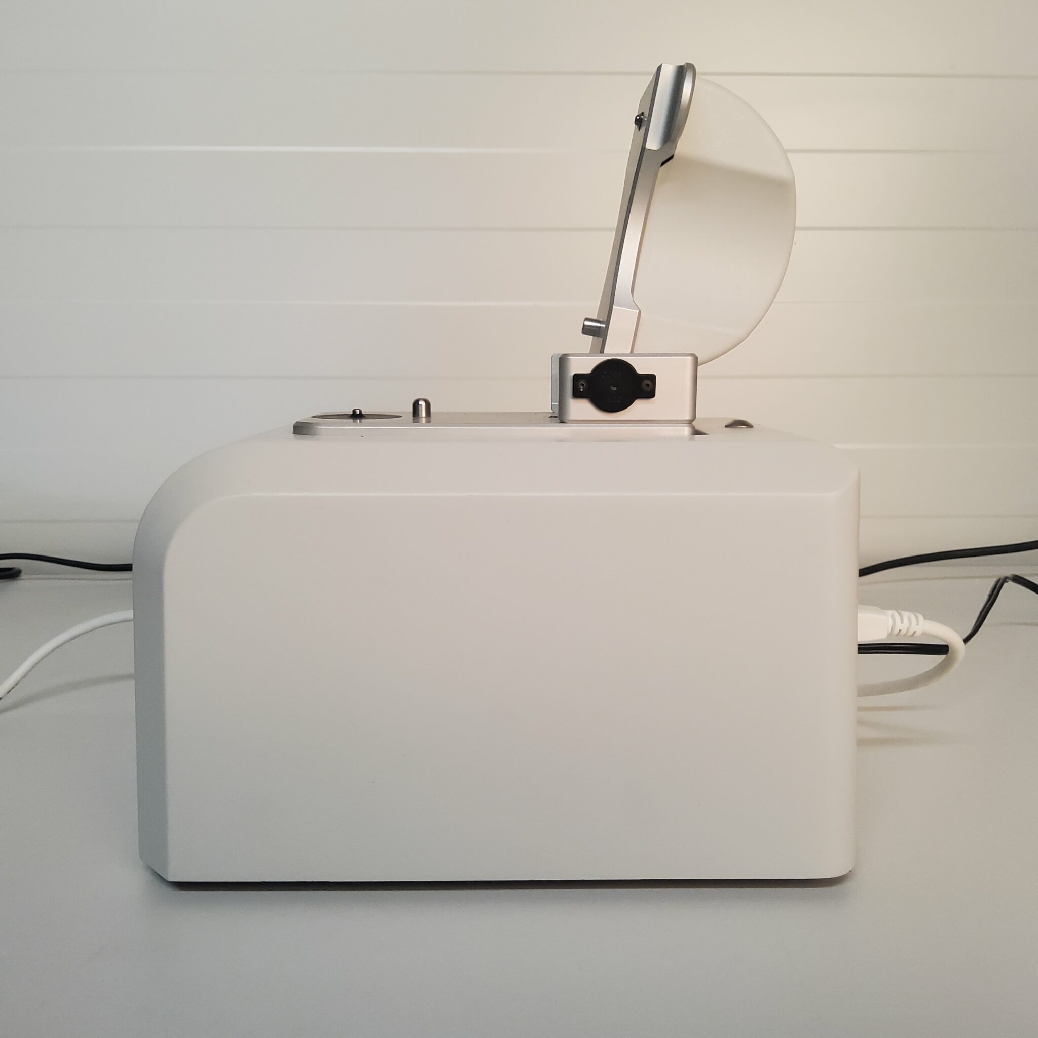 1244 - Used Thermo Scientific NanoDrop 2000 - S-A-LE