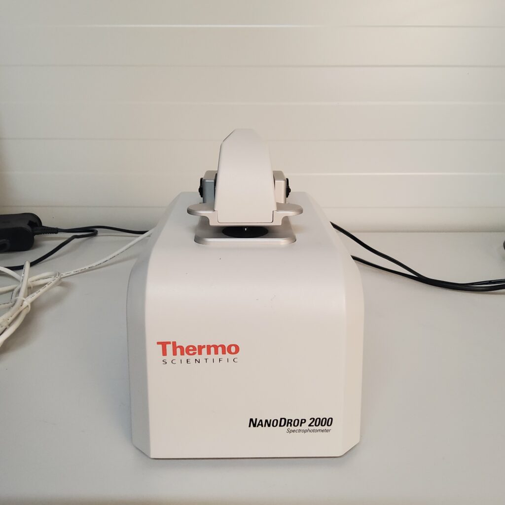 1244 - Used Thermo Scientific NanoDrop 2000 - S-A-LE