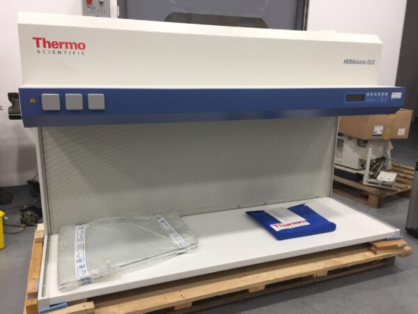 1355 - As new Thermo Scientific Heraguard flow cabinet