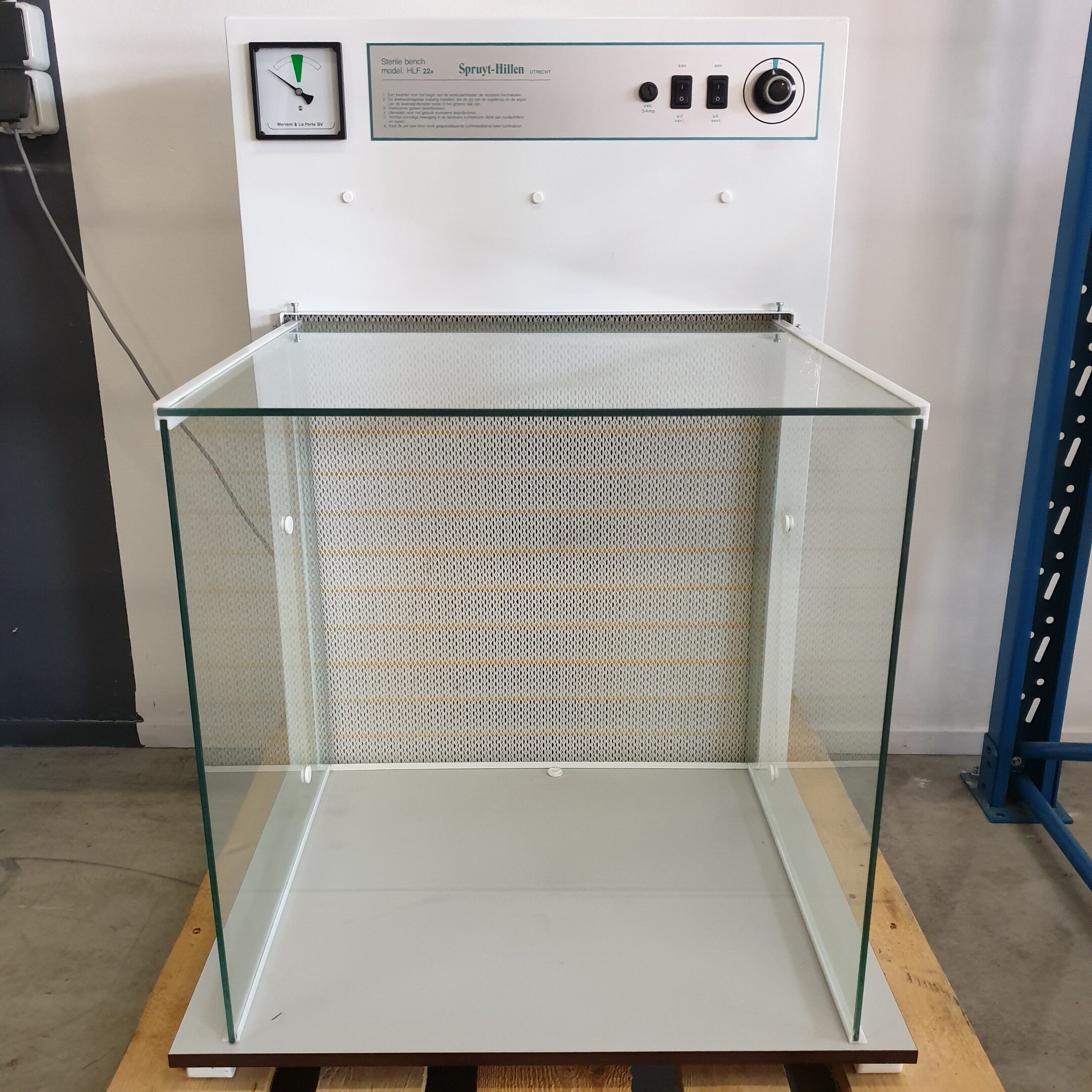 Used Spruyt-Hillen LAF-cabinet HLF 22a