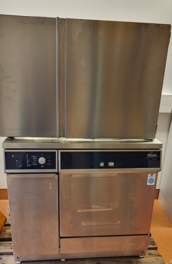 Used Miele G7782 CD Washer/Disinfector