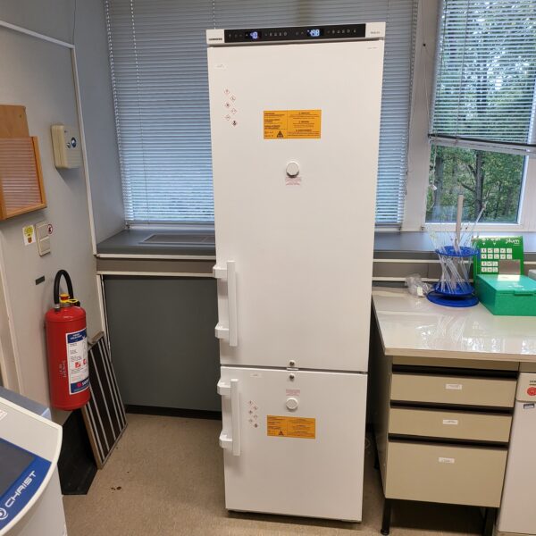 Als nieuw Liebherr profiline LCEXV 4030 koelkast-vriezer