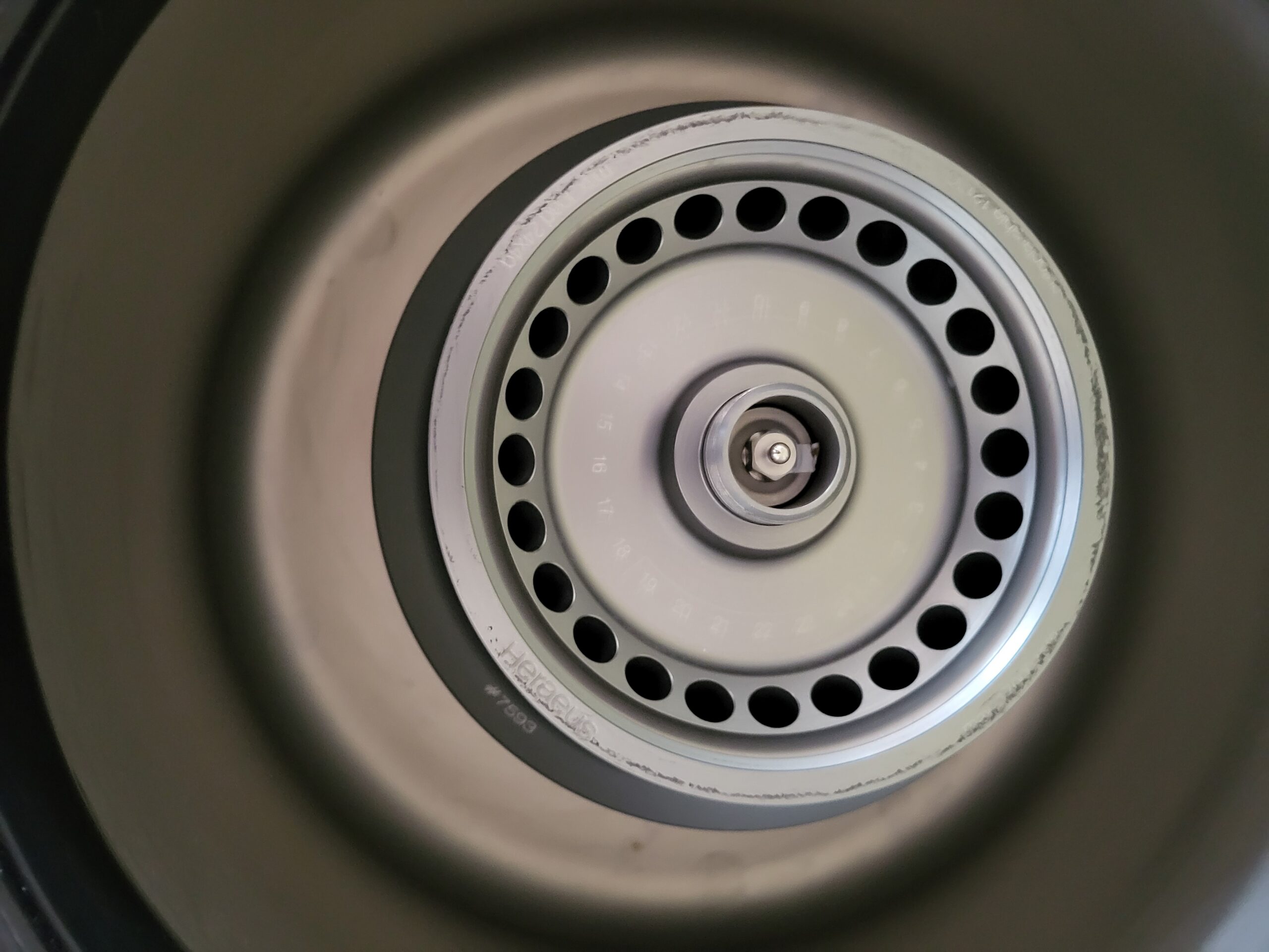 2523 - Used refrigerated centrifuge Biofuge primo R - Image 4