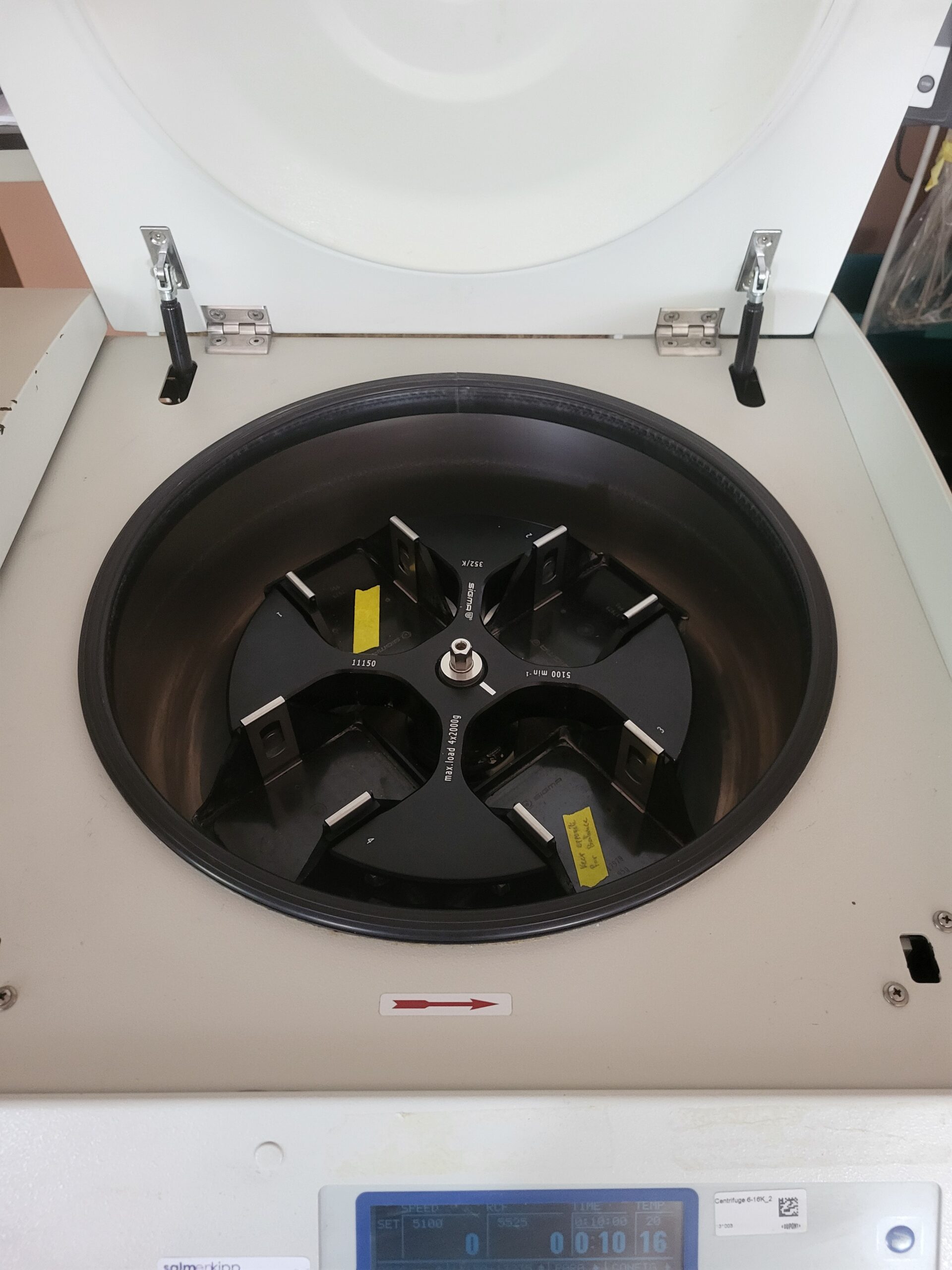 2549 - Tweedehands Sigma 6-16K Koelcentrifuge - Afbeelding 4