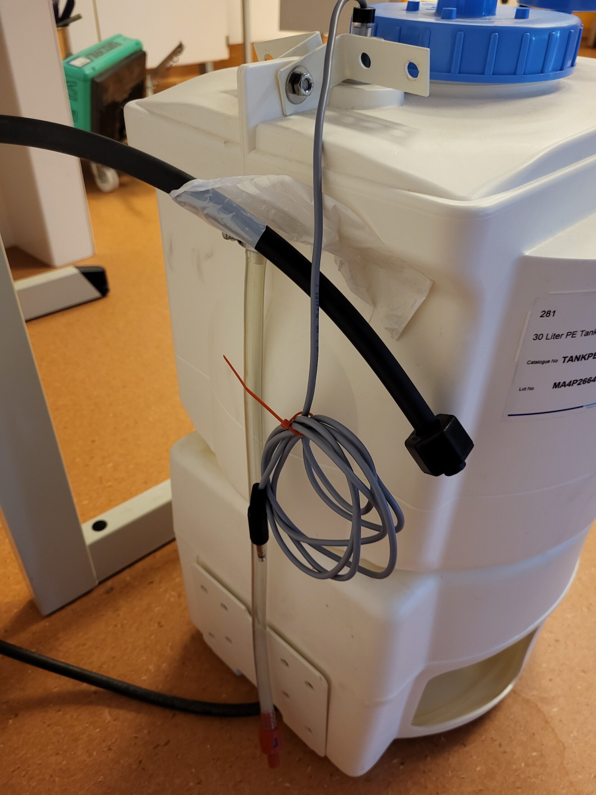 2559 - Tweedehands Millipore 30 Liter PE opslagvat - Afbeelding 3