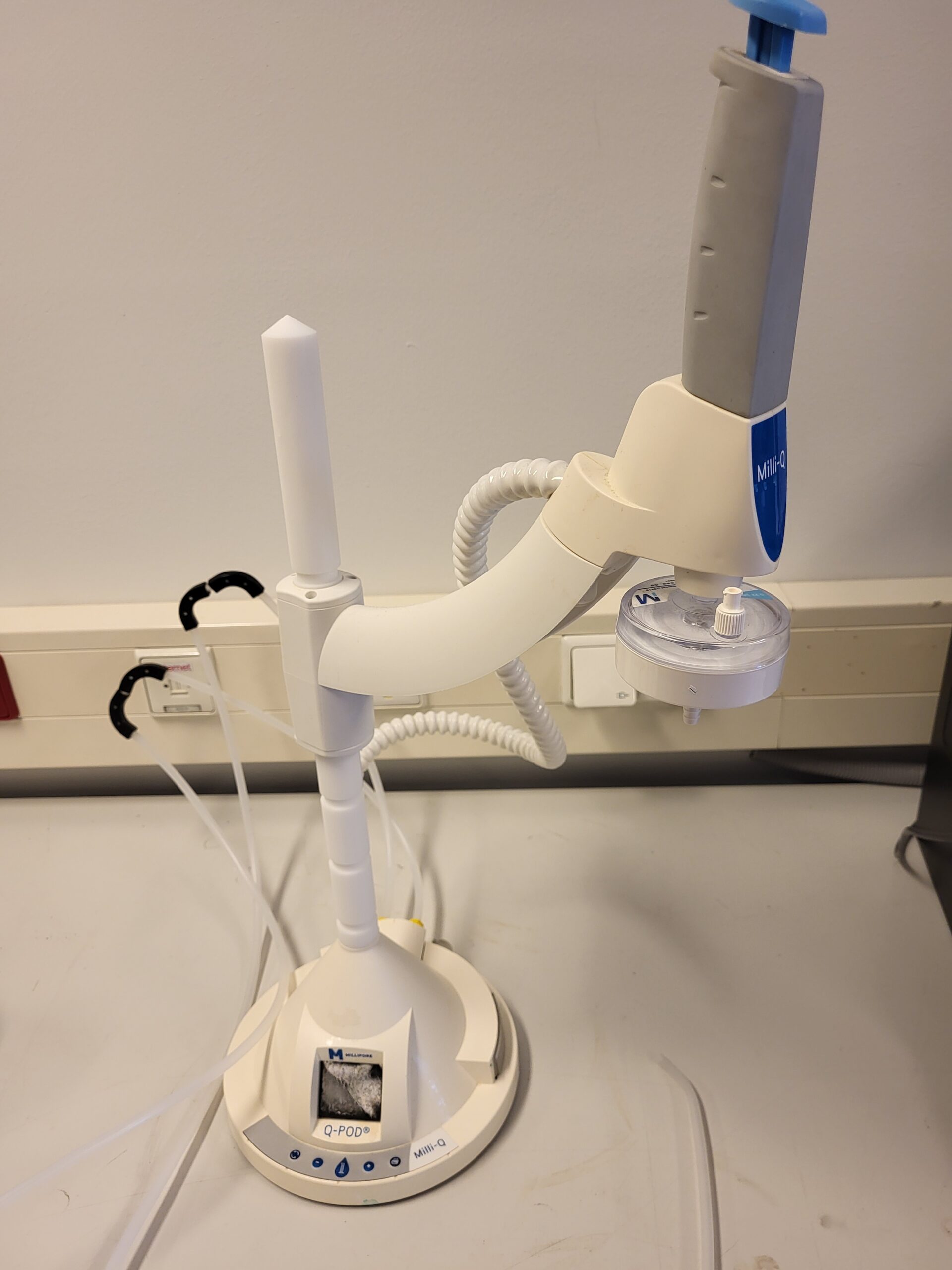 Used Millipore Q-POD Remote Dispenser ZMQSP0D01